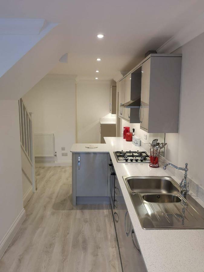 Villa Guildford Town House Exterior foto